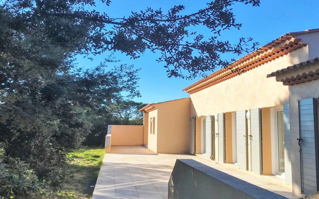 VILLA CONTEMPORAINE DANS LA NATURE D’ AIX-EN PROVENCE