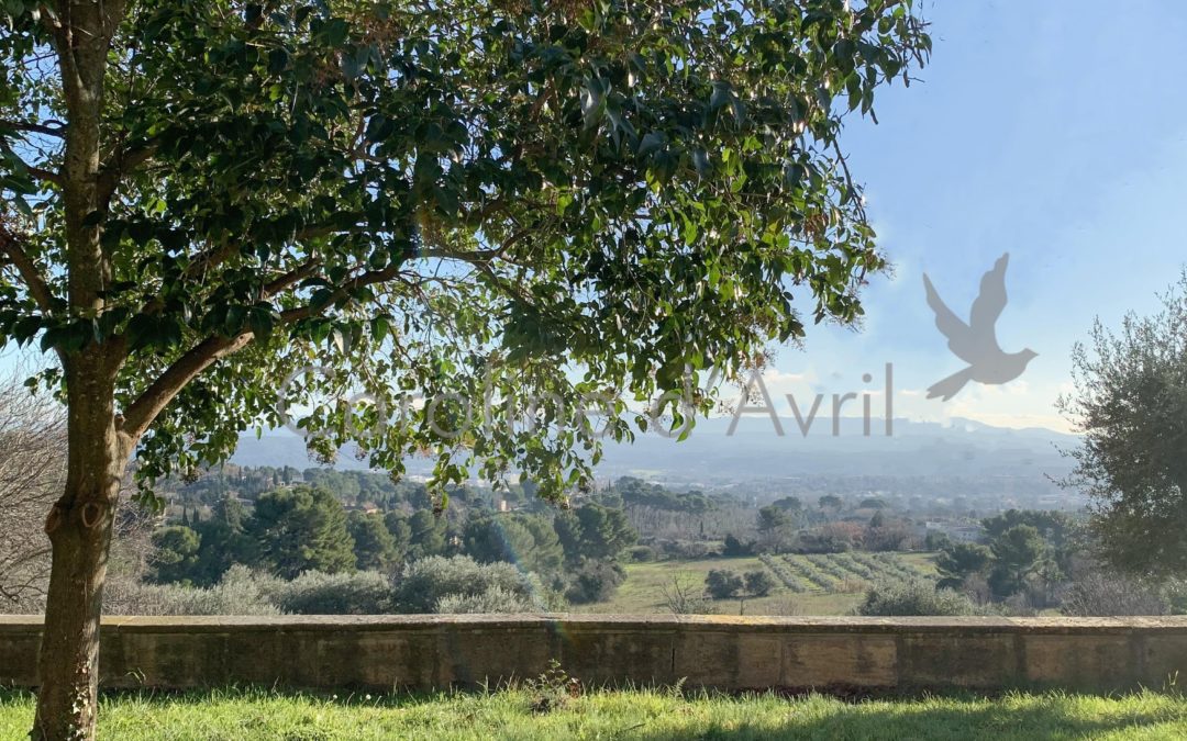 PROPRIETE EXCEPTIONNELLE AVEC VUE PANORAMIQUE A AIX-EN-PROVENCE